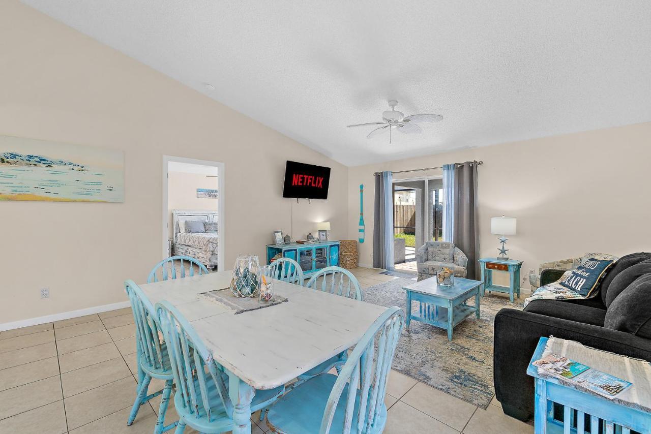 Serene Seaside Retreat - Dog Friendly - 2Br Townhouse With Shared Heated Pool Steps To Paradise Beach! Melbourne Exterior foto