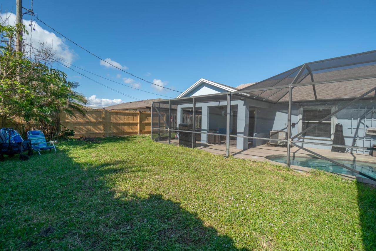 Serene Seaside Retreat - Dog Friendly - 2Br Townhouse With Shared Heated Pool Steps To Paradise Beach! Melbourne Exterior foto